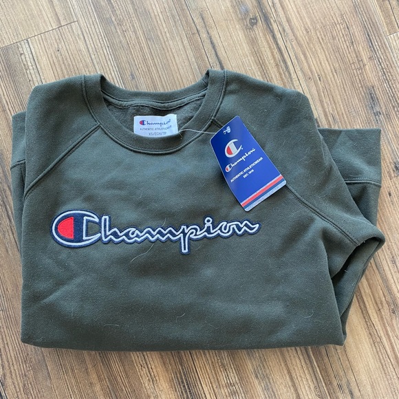 Champion forest green crew neck - Picture 2 of 2
